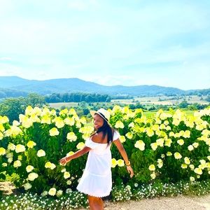 Meet your Posher, Nia